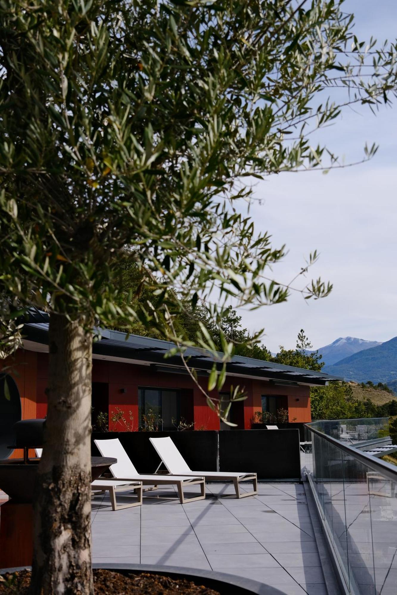 Les Restanques Du Lac Savines Exteriör bild